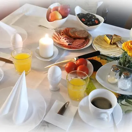 Gaestehaus Hutweide Гостевой дом 3*