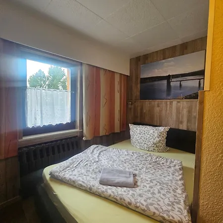Gaestehaus Hutweide ゲストハウス Bärenstein