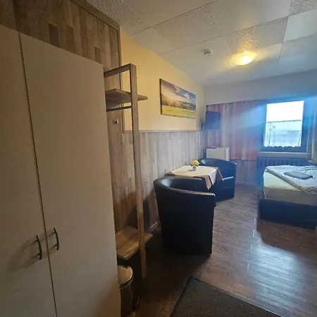 Gaestehaus Hutweide 3*