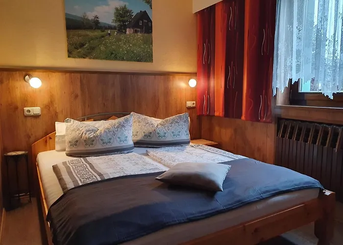 Affittacamere Gaestehaus Hutweide Bärenstein