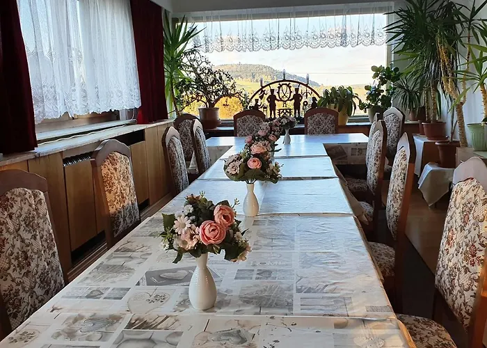 Gaestehaus Hutweide 3*